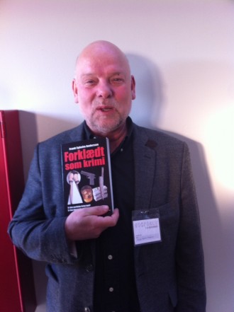 Fik god krimisnak med Frank Egholm Andersen, der har skrevet fagbøger om krimigenren. 